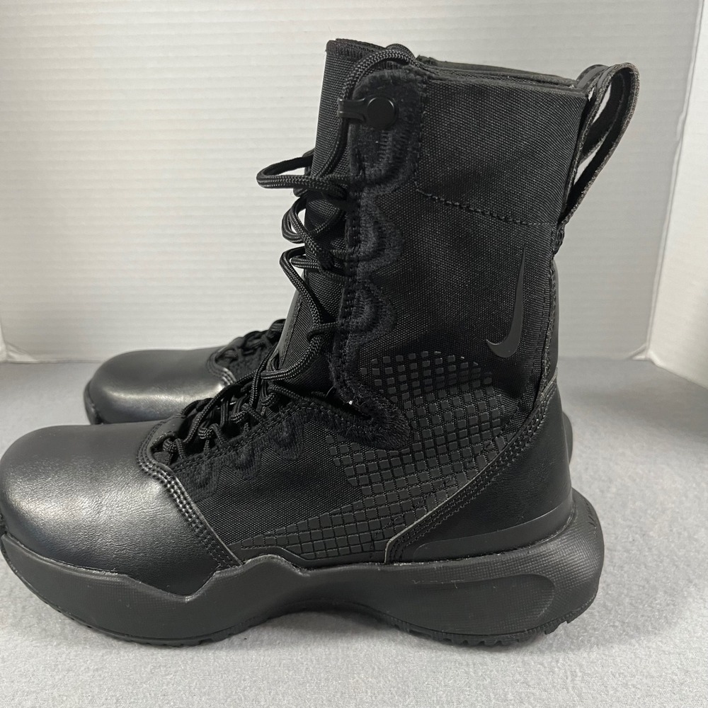 NWOB Nike SFB B2 Field Tactical‎ Boots Black Men's 6.5 Military Combat police